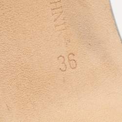 Pre Owned Manolo Blahnik Black Leather Round Toe Pumps Size 36