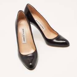 Pre Owned Manolo Blahnik Black Leather Round Toe Pumps Size 36