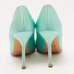 Pre Owned Manolo Blahnik Turquoise Satin Hangisi Pumps Size 38