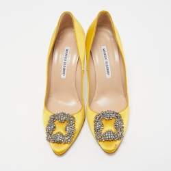 Pre Owned Manolo Blahnik Yellow Satin Hangisi Pumps Size 37.5