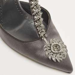 Pre Owned Manolo Blahnik Grey Satin and Suede Eridania Pumps Size 39