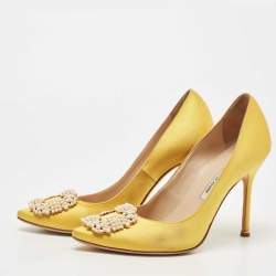 Pre Owned Manolo Blahnik Yellow Satin Hangisi Crystal Embellished Pointed Toe Pumps Size 39.5