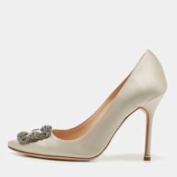 Manolo Blahnik Grey Satin Hangisi Pumps Size 39