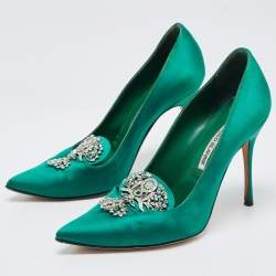 Pre Owned Manolo Blahnik Green Satin Crystal Embellished Pumps Size 38