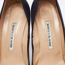 Pre Owned Manolo Blahnik Black Satin Hangisi Pumps Size 37.5