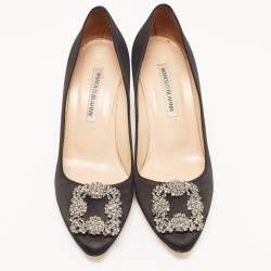 Pre Owned Manolo Blahnik Black Satin Hangisi Pumps Size 39