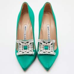  Manolo Blahnik Green Satin Borlak Crystal Embellished Pointed Toe Pumps Size 36