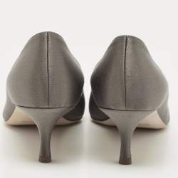 Pre Owned Manolo Blahnik Grey Satin Lurum Crystals Embellished Pumps Size 37
