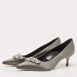 Pre Owned Manolo Blahnik Grey Satin Lurum Crystals Embellished Pumps Size 37