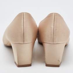 Pre Owned Manolo Blahnik Beige Satin Okkava Pumps Size 38