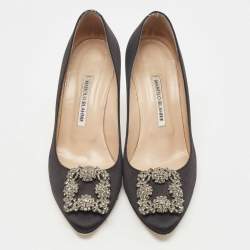 Pre Owned Manolo Blahnik Black Satin Hangisi Pumps Size 39