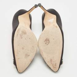 Pre Owned Manolo Blahnik Black Satin Hangisi Pumps Size 39