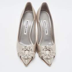 Pre Owned Manolo Blahnik Grey Satin Crystal Embellished Pointed Toe Pumps Size 36