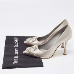 Pre Owned Manolo Blahnik Grey Satin Crystal Embellished Pointed Toe Pumps Size 36