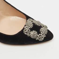 Manolo Blahnik Black Velvet  Hangisi Pumps Size 40