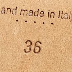 Pre Owned Manolo Blahnik Black Patent BB Pumps Size 36