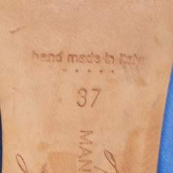 Pre Owned Manolo Blahnik Blue Satin Hangisi Crystal Embellished Pointed Toe Pumps Size 37