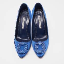 Pre Owned Manolo Blahnik Blue Satin Hangisi Crystal Embellished Pointed Toe Pumps Size 37