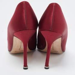 Pre Owned Manolo Blahnik Burgundy Satin Hangisi Pumps Size 38