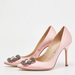 Manolo Blahnik Pink Satin Hangisi Crystal Embellished Pointed Toe Pumps Size 38