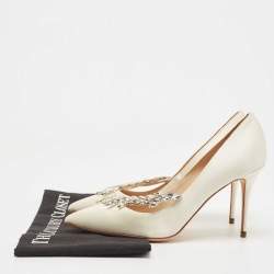 Manolo Blahnik White Satin Nadira Pumps Size 38