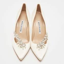 Manolo Blahnik White Satin Nadira Pumps Size 38