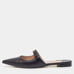 Pre Owned Manolo Blahnik Black Leather Camparimu Flat Mules Size 38.5