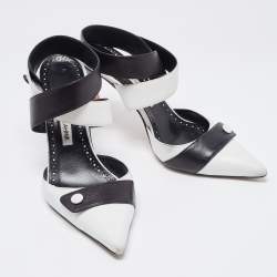 Pre Owned Manolo Blahnik White/Black Leather Ankle Wrap Pumps Size 38