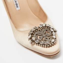 Pre Owned Manolo Blahnik Beige Satin Okkaava Pumps Size 38