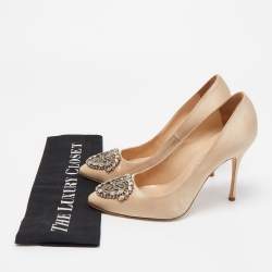 Pre Owned Manolo Blahnik Beige Satin Okkaava Pumps Size 38