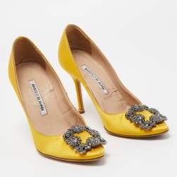 Pre Owned Manolo Blahnik Yellow Satin Hangisi Pumps Size 36