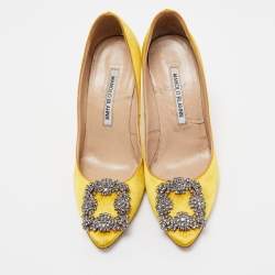 Pre Owned Manolo Blahnik Yellow Satin Hangisi Pumps Size 36