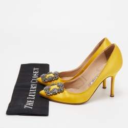 Pre Owned Manolo Blahnik Yellow Satin Hangisi Pumps Size 36