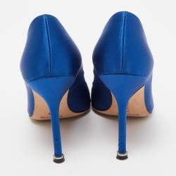 Pre Owned Manolo Blahnik Blue Satin Hangisi Pumps Size 36