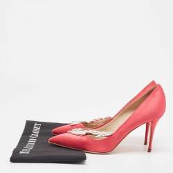 Pre Owned Manolo Blahnik Pink Satin Nadira Pumps Size 38.5
