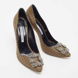 Pre Owned Manolo Blahnik Gold Fabric Hangisi Pointed Pumps Size 38