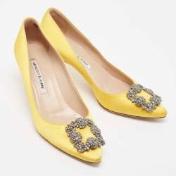Pre Owned Manolo Blahnik Yellow Satin Hangisi Pumps Size 37.5