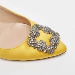 Pre Owned Manolo Blahnik Yellow Satin Hangisi Pumps Size 37.5