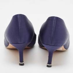 Pre Owned Manolo Blahnik Navy Blue Satin Hangisi Pumps Size 37.5