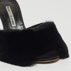 Pre Owned Manolo Blahnik Black Fur Slide Sandals Size 36.5