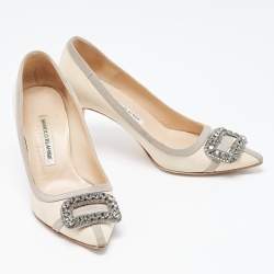 Pre Owned Manolo Blahnik Cream/Grey Satin Gotrian Crystals Pumps Size  37.5
