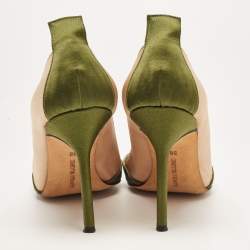 Pre Owned Manolo Blahnik Green/Beige Satin Scallop Pumps Size 38