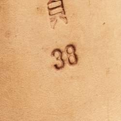 Pre Owned Manolo Blahnik Green/Beige Satin Scallop Pumps Size 38