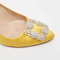 Manolo Blahnik Yellow Satin Hangisi Pumps Size 39