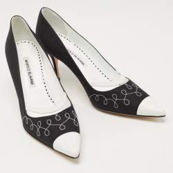 Pre Owned Manolo Blahnik Black/White Canvas And Leather Pointed Toe Pumps Size 39.5