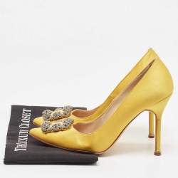 Pre Owned Manolo Blahnik Yellow Satin Hangisi Pumps Size 38.5