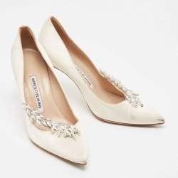 Pre Owned Manolo Blahnik White Satin Nadira Pumps Size 37