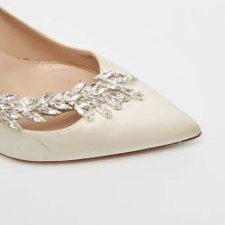 Pre Owned Manolo Blahnik White Satin Nadira Pumps Size 37