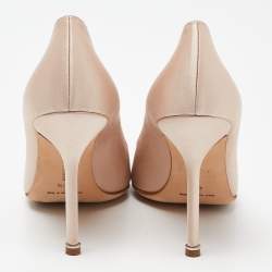 Manolo Blahnik Light Pink Satin Hangisi Crystal Embellished Pointed Toe Pumps Size 40.5 
