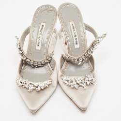 Pre Owned Manolo Blahnik Grey Satin Lurum Sandals Size 40.5